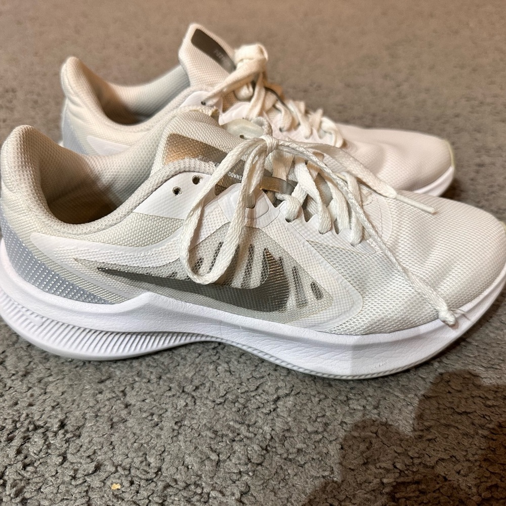 Nike downshifter 11 women size 7